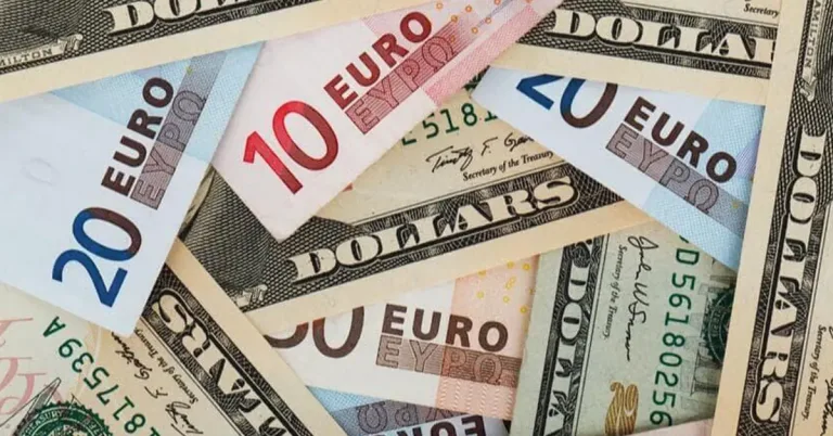us dollar and eur currency